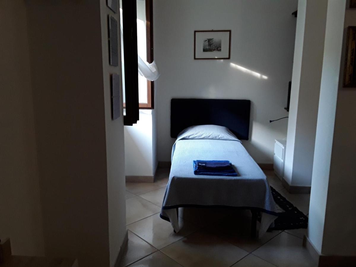 Casa Conte Bed & Breakfast Terracina Luaran gambar